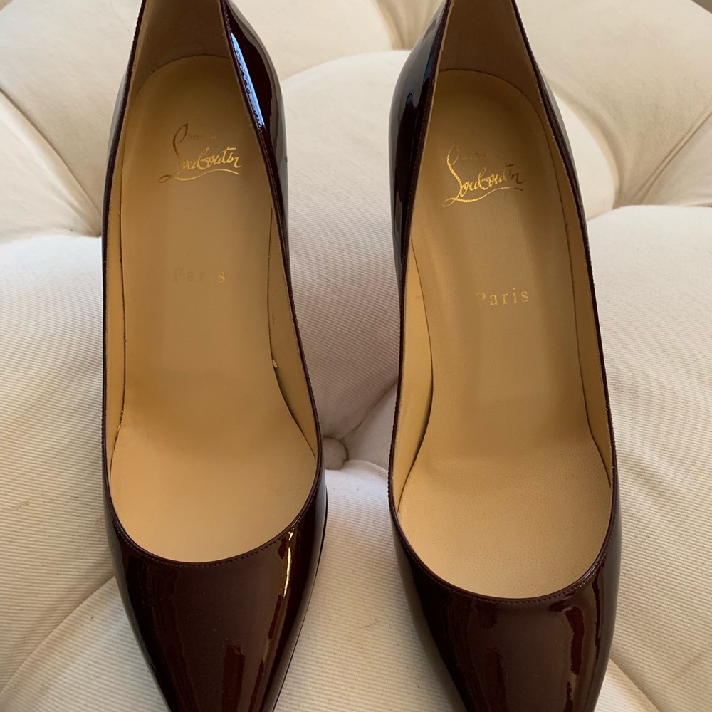Christian Louboutin Décollete 70 Patent 8.5 fit